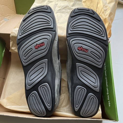 NEW AHNU Mens Size 10.5 1301BLA1 Walking SHOES US 10.5 Black & Grey Suede - Picture 12 of 15