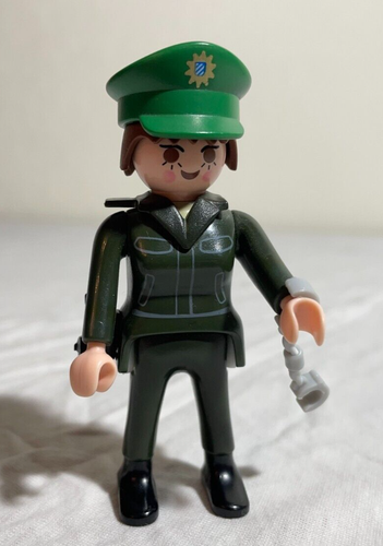 Playmobil Polizei Figuren Set - 5 Polizistinnen + 4 Polizisten + Zubehör - Bild 23 von 24