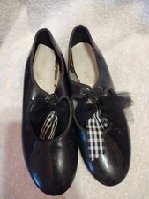 ABT American Ballet Theater Spotlights Tap Shoes Girls 4 Black Patent Leather