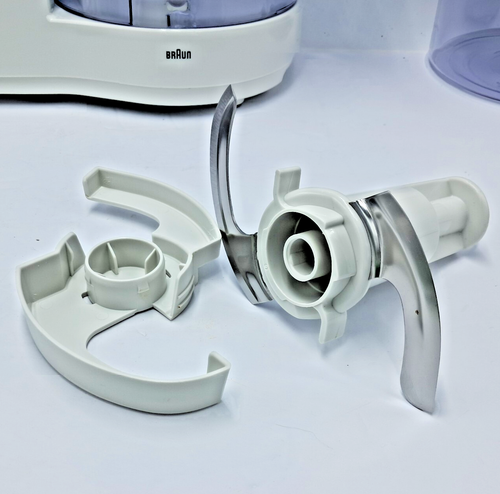 Braun Food Processor Model 4262 With Attachments- Made in Germany - Picture 9 of 14