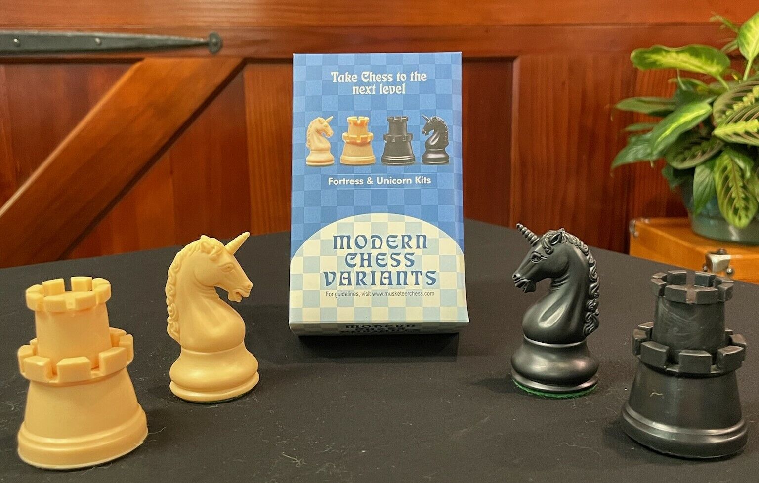 Musketeer Chess Variant Kit - Fortress & Unicorn - Black & Natural - Picture 5 of 5