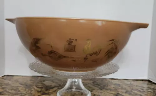 Vintage Pyrex Early American Cinderella Bowl #444- 4 Quart- Brown & Gold