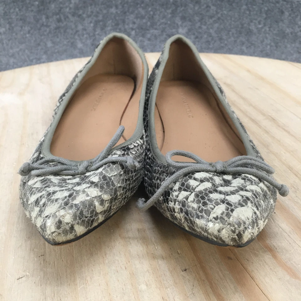 Zapatos planos Banana Republic para mujer 7 informales cómodos sin cordones de cuero verde ballet Foto 4 de 4