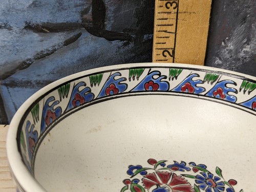 Pequeño cuenco turco pintado a mano firmado rojo verde floral ciervo baratijas joyería - Imagen 15 de 15