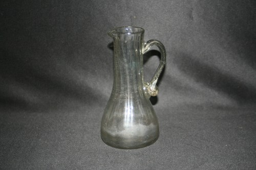ancienne petite carafe verseuse verre soufflé Normandie fin XVIII début XIX ème - Picture 1 of 7
