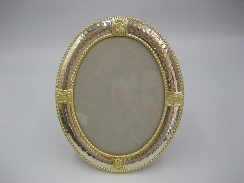 Vintage Oval Picture Frame Gold w/ Hammered Silver Easel Back 8.5" x 6.75" - Picture 1 of 7