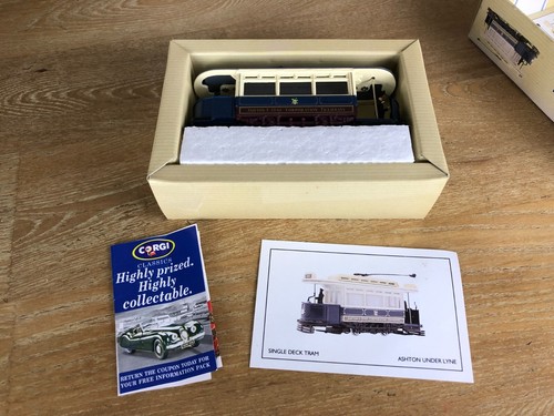 CORGI CLASSICS SINGLE DECK TRAM - ASHTON UNDER LYNE No. 97263 - Picture 2 of 5