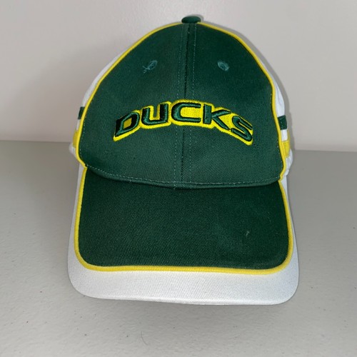 VTG Fan Favorite Oregon Ducks Adjustable Strapback Hat Cap White Green - Picture 1 of 6