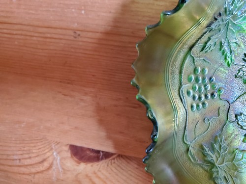 Carnival Glass Northwood STIPPLED Green? Grape & Cable VARIANT - Picture 7 of 12