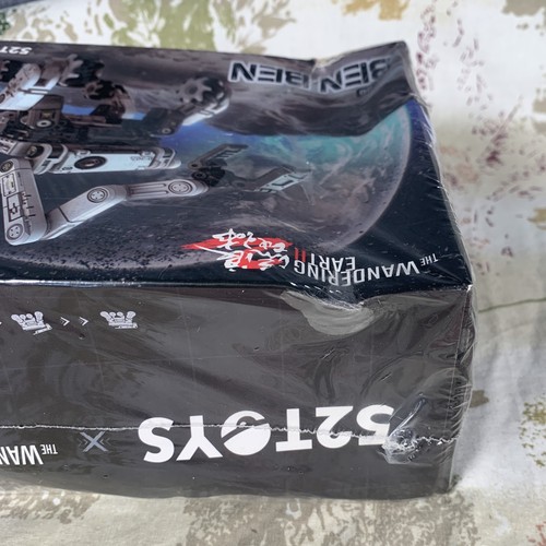 NIB 52Toys Megabox The Wandering Earth 2 BENBEN MB26 Plastic Model Kit Figure - Picture 8 of 11