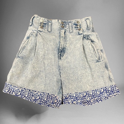 Vintage High Waisted Stone Washed Distressed Mom Jean Shorts Vivre Size 11 H-08 - Picture 1 of 12