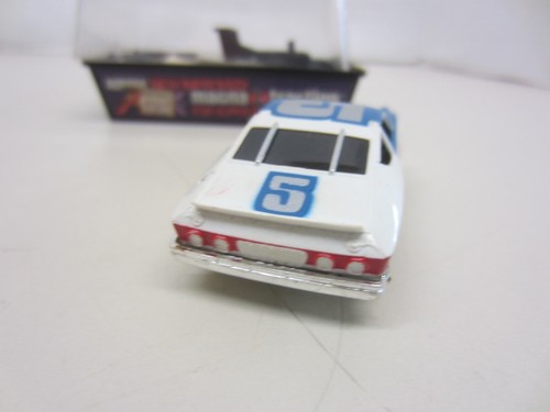 Aurora/AFX #1930 MATADOR STOCKER #5 Red/White/Blue w/Magnatraction - Imagen 6 de 11
