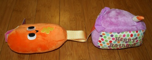 Lot 2 Plush Dog Toys Squeakers Bark Corn Hot Dog Size L & Petlou Birthday Cake - Picture 2 of 4