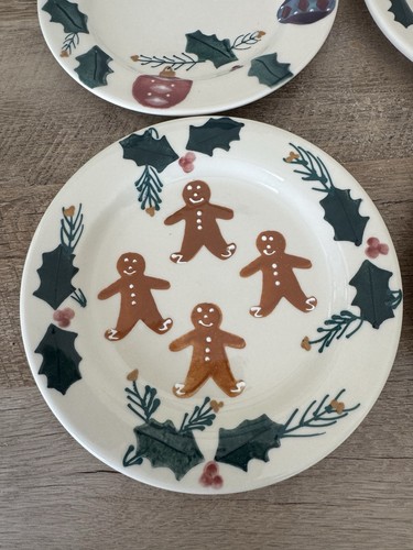 Hartstone Pottery Gingerbread Plates Set Of 3 Plus 1 Ornament & Holly Plate 8” - Picture 6 of 12