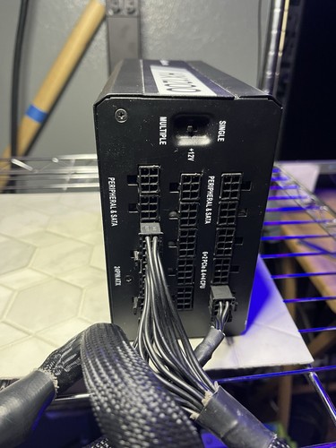 Corsair HX1200 80 Plus Platinum 1200W Fully Modular Power Supply - Afbeelding 4 van 8