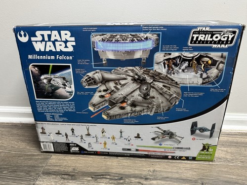 2004 Star Wars Millennium Falcon The Original Trilogy Collection Complete Box - Picture 8 of 8