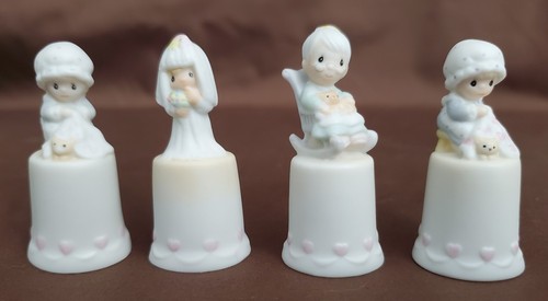 Lot of 12 Precious Moments Plate, Mugs, Bell, Animals, Thimbles 1980s & 90s - Picture 9 of 9
