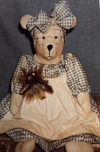 1992 Goodies from Grandma “BEARY KLEAN KATE” Bear 12” & 16” Pattern Uncut