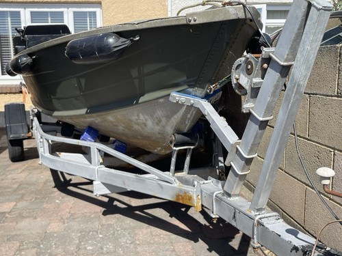 Quicksilver 450 DLX Aluminium Fishing Boat Ready To Put In The Water