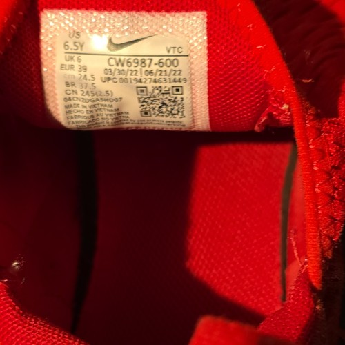 Größe 6,5 Jugendliche Nike Air Max 270 Triple Rot Laufen Turnschuhe Schuhe CV7544-600 - Bild 13 von 13