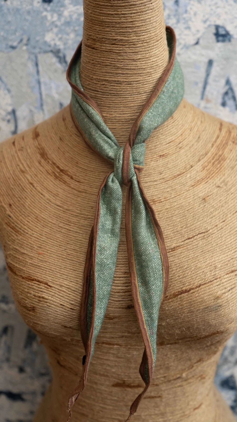 1940s Masters - Heavy Weight Neck Scarf
Opens in a new window or tab