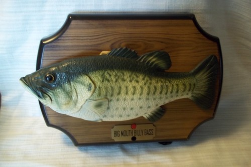 VINTAGE  Big Mouth Billy Bass Gemmy 1999 Singing Fish-TESTED AND WORKS