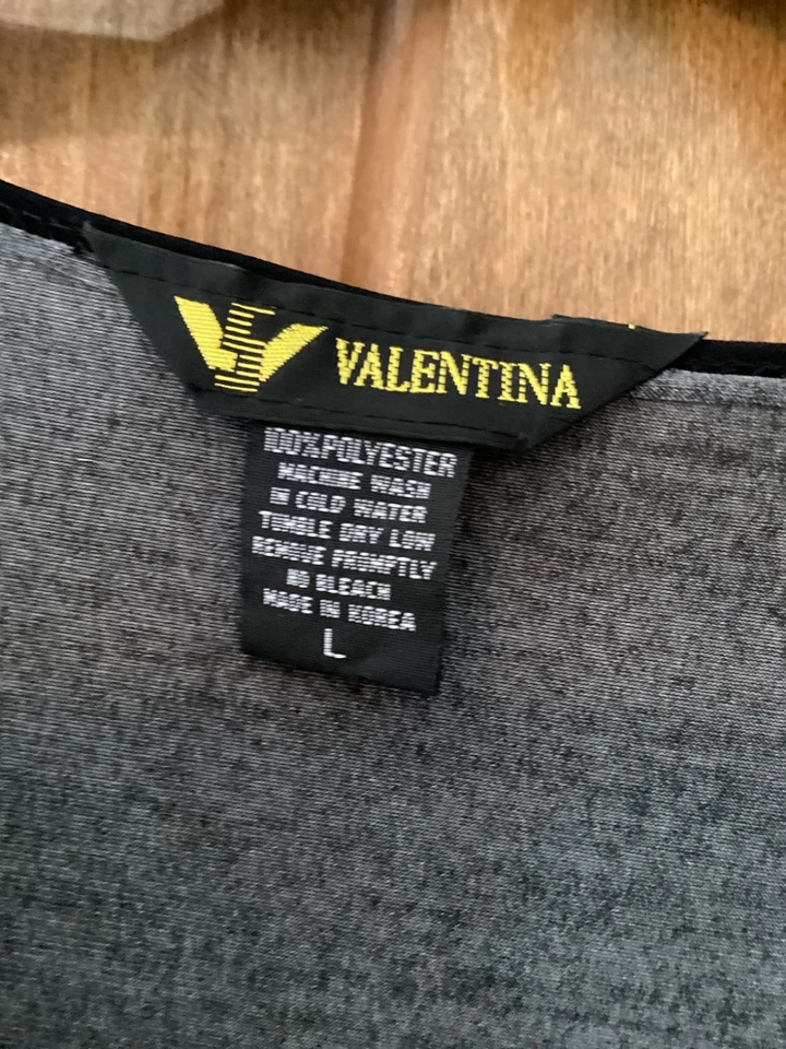 Размер L. Valentina со стразами украшенный Artsy, V шеи, полиэстер Топ.БЕСПЛАТНАЯ ДОСТАВКА - Изображение 3 из 4