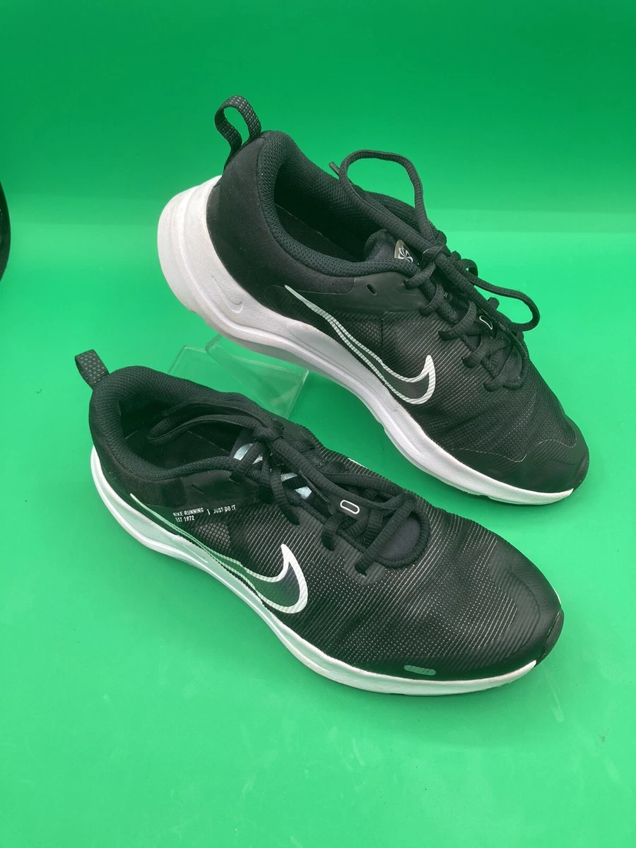 Nike gym deals trainers junior