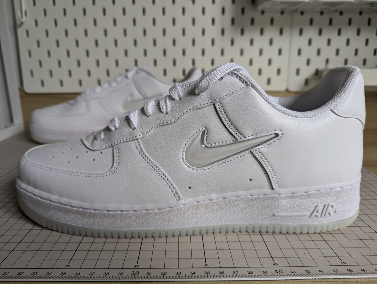 US14 - Nike Air Force 1 Jewel Color of the Month - Triple