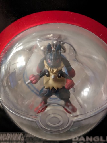 RAR! Tomy Pokemon Dangler 2Pack (NEU!) Mega Blaziken und Lucario. URLAUBSVERKAUF! - Bild 4 von 4