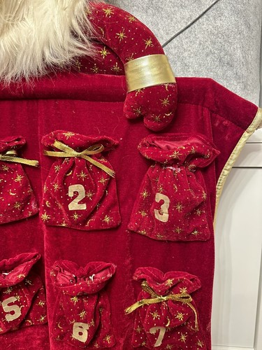 Vintage 6 ft Long Hanging Velvet Red & Gold Santa Advent Calendar Pockets Unique - Picture 4 of 24