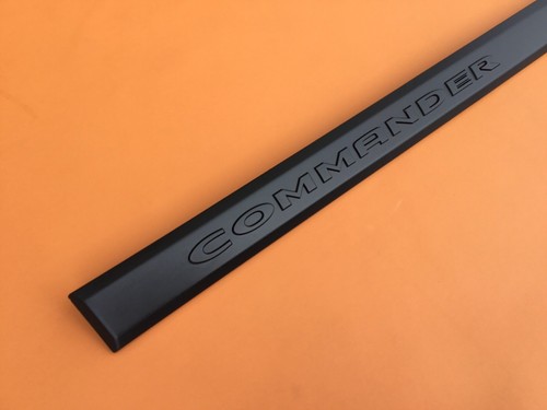 2006-2010 Jeep Commander Driver Door Exterior Trim Molding Black OEM #2 - Picture 3 of 7