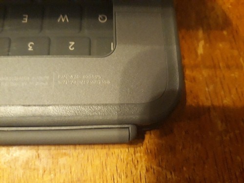 Logitech Rugged Folio iPad 10th Generation keyboard case graphite gray YU0079 - Picture 8 of 11