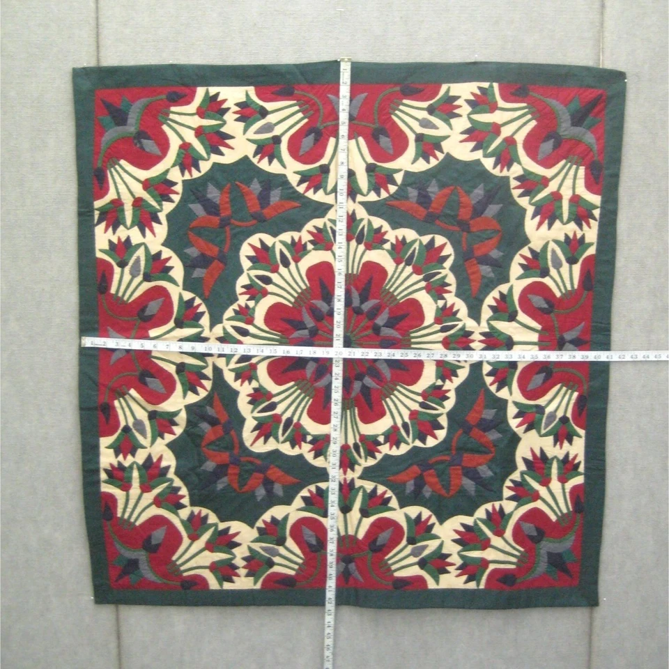 Apliques hechos a mano edredón floral decoración de pared artesanal cosido 42 x 42 pulgadas mancha Foto 2 de 4