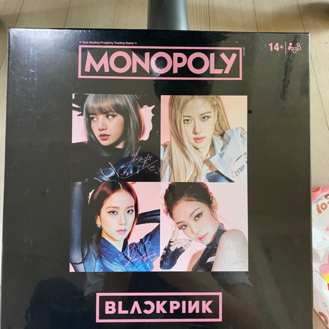 Blackpink Jennie Jisoo Lisa Official MONOPOLY Board Game Blackpink Jennie Jisoo Lisa Official MONOPOLY Board Game