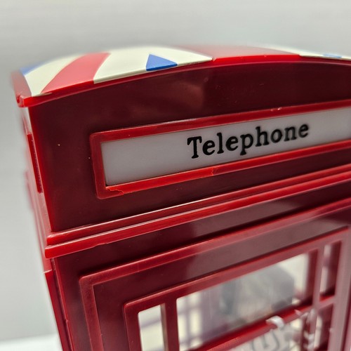 Bratz World PRETTY N PUNK PHONE BOOTH - UK Red Telephone Booth - Lights Up WORKS - Picture 6 of 9