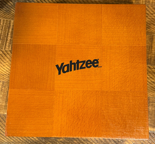 Michael Graves Design YAHTZEE Game Custom Wood Box & Cup - NEW Open box - Picture 4 of 6