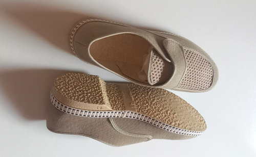 NEW FALCON CHAUSSURES CONFORT AVEC SCRATCH POINTURE FR-EU 43 BEIGE - Picture 13 of 13