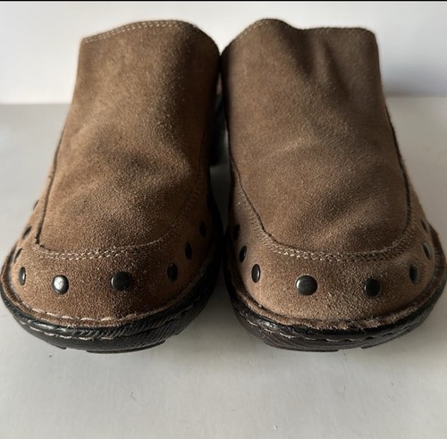 Women’s BORN Suede Clogs, Size 10 - Picture 2 of 9