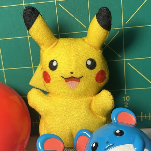 Pokemon Nintendo 2.25" Gengar Marrill Spinner Toy Pikachu Plush Keychain Ball - Picture 6 of 13