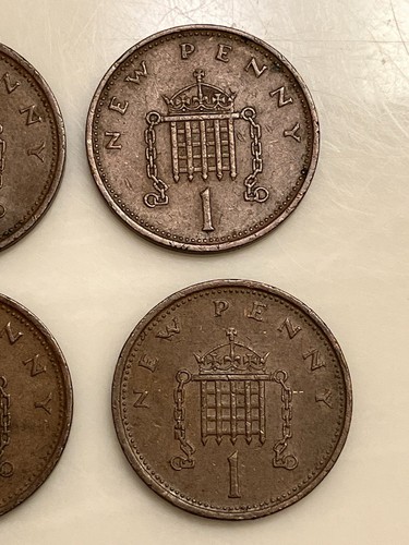 Six 1970’s British One Cent Pennies Old Antique Bronze Foreign World Coins - Picture 4 of 5