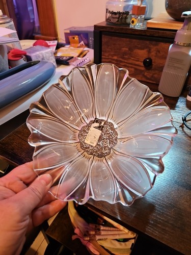 Mikasa Crystal Frosted Sunflower Bowl