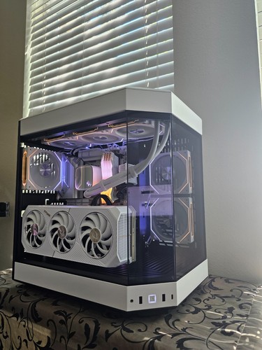 Custom Gaming PC –  Ryzen 7 9800X3D, RTX 5080, 32GB, 2TB NVMe – High FPS Build - Picture 1 of 8
