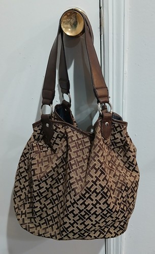 Tommy Hilfiger Tote Shoulder Bag. Brown And Tan. Large Interior. - Picture 1 of 8