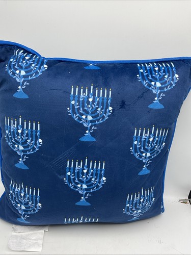 Almohada decorativa reversible Spitz Menorá terciopelo azul 16 pulgadas X 16 pulgadas - Imagen 4 de 6