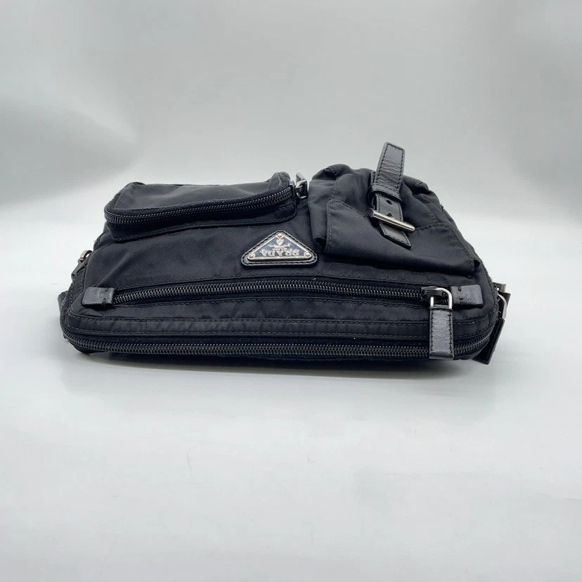 Auténtico bolso de cintura Prada Triángulo Logo Nylon Cuero BM0008 NS111332 Foto 4 de 4