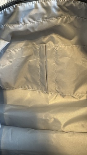 Kipling ISAAC XL Feldgrün Reißverschluss oben Reise- oder Sporttasche Tasche Neu mit Etikett! - Bild 11 von 12