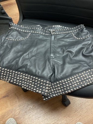 UNDERSTATED LEATHER WOMEN'S THELMA HIGH RISE STUDDED LEATHER SHORTS SZ XL - Picture 6 of 9