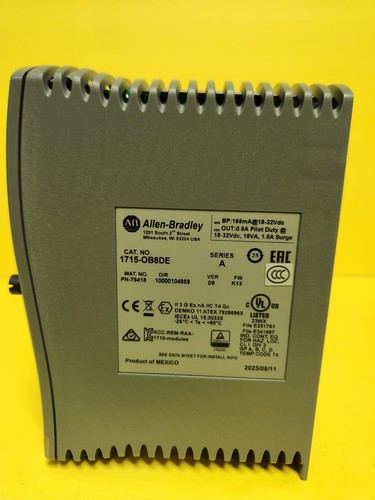 New Allen-Bradley 1715-OB8DE Digital 8 Point Digital Output Module - Picture 2 of 5