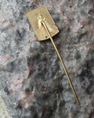 Antique Surany 1138 City Coat of Arms Heraldic Crest Slovakia Cross Pin Badge - Picture 2 of 2